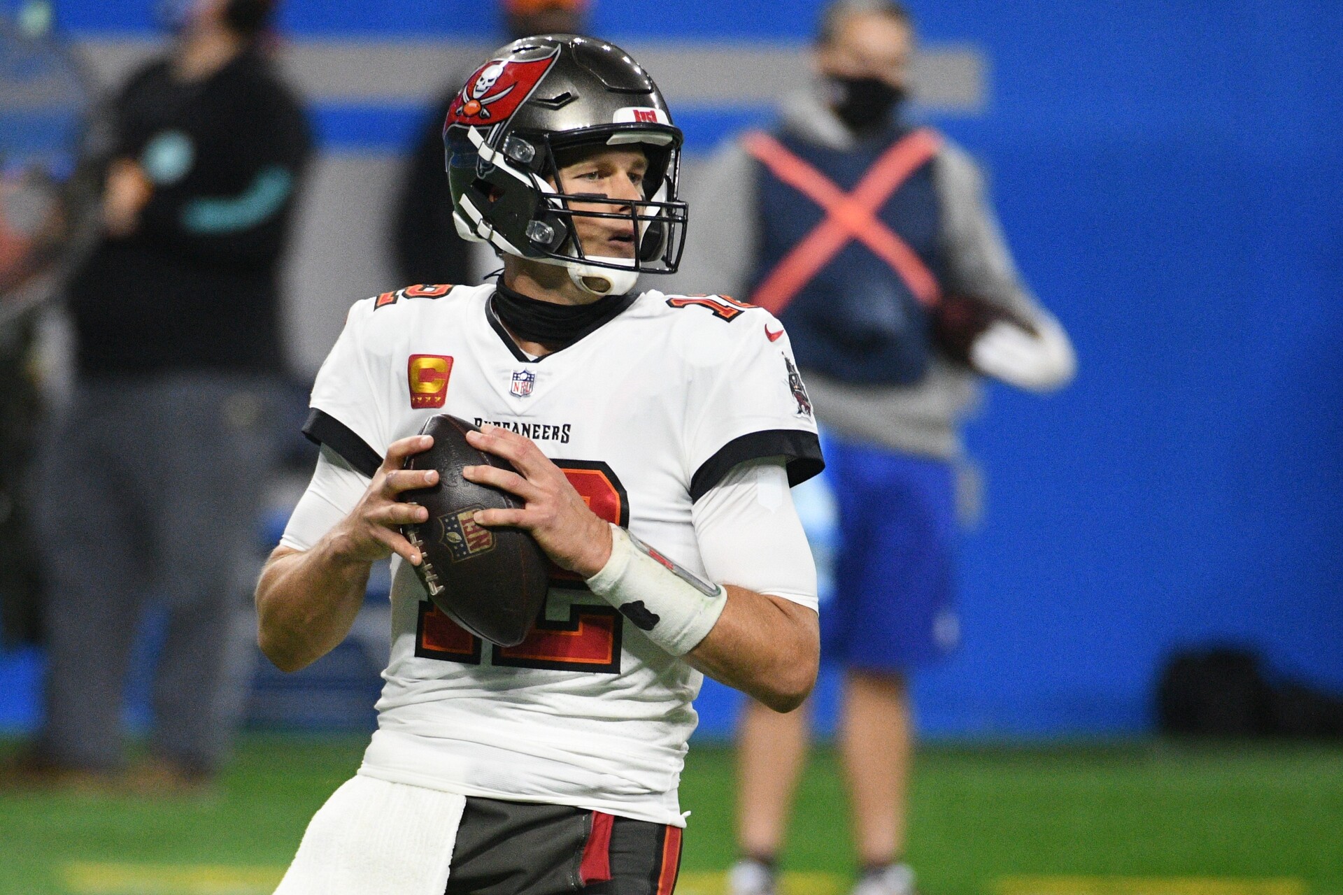 Tampa Bay Buccaneers quarterback Tom Brady holds the football as he gets ready to throw