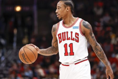 Chicago Bulls forward DeMar DeRozan brings the ball up court against the Philadelphia 76ers