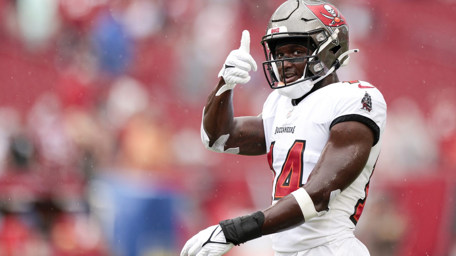 Chris Godwin #14 of the Tampa Bay Buccaneers reacts prior to the game against the Chicago Bears at Raymond James Stadium on October 24, 2021 in Tampa, Florida.