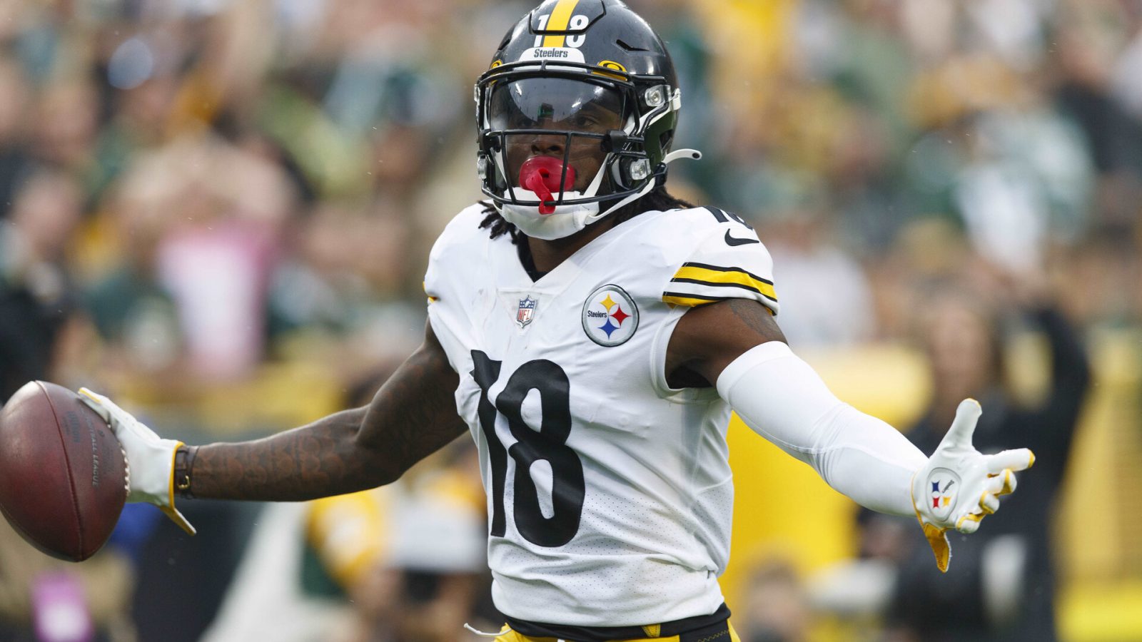 Pittsburgh Steelers wide receiver Diontae Johnson celebrates after making a catch