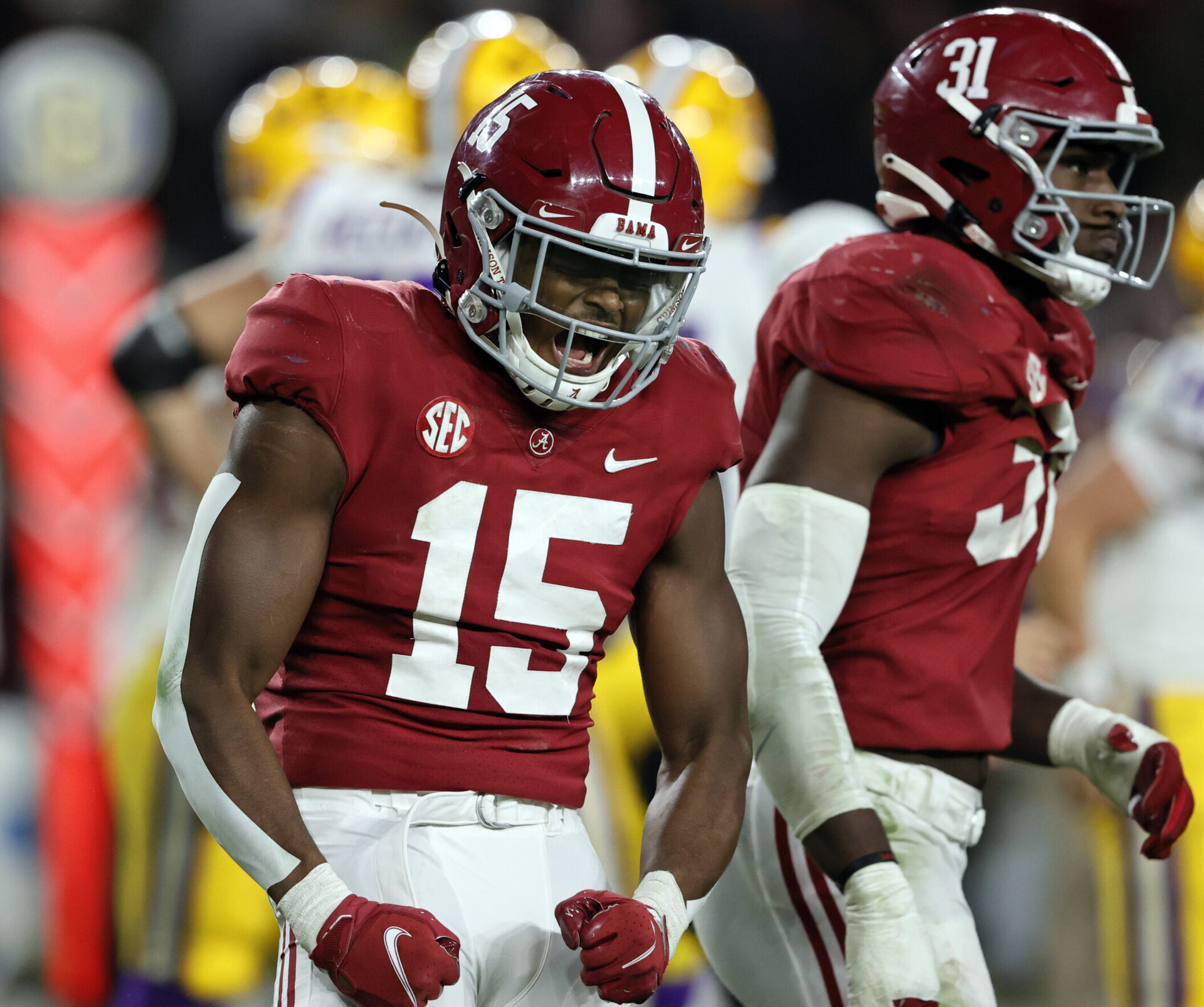 Alabama Crimson Tide linebacker Dallas Turner (15) celebrates after a sack against the LSU Tigers