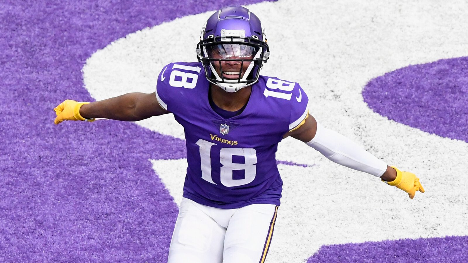 Justin Jefferson #18 of the Minnesota Vikings celebrates a touchdown against the Tennessee Titans during the third quarter of the game at U.S. Bank Stadium on September 27, 2020 in Minneapolis, Minnesota.