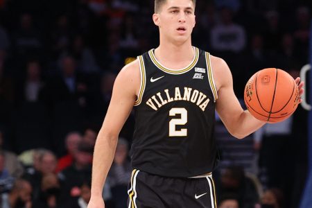 Villanova Wildcats guard Collin Gillespie (2) during the college basketball game between the Syracuse Orange and the Villanova Wildcats on December 7, 2021 at Madison Square Garden in New York City, NY.