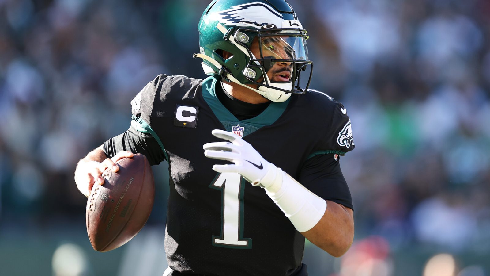 Jalen Hurts #1 of the Philadelphia Eagles looks to throw the ball during the first half against the New York Giants at Lincoln Financial Field on December 26, 2021 in Philadelphia, Pennsylvania.