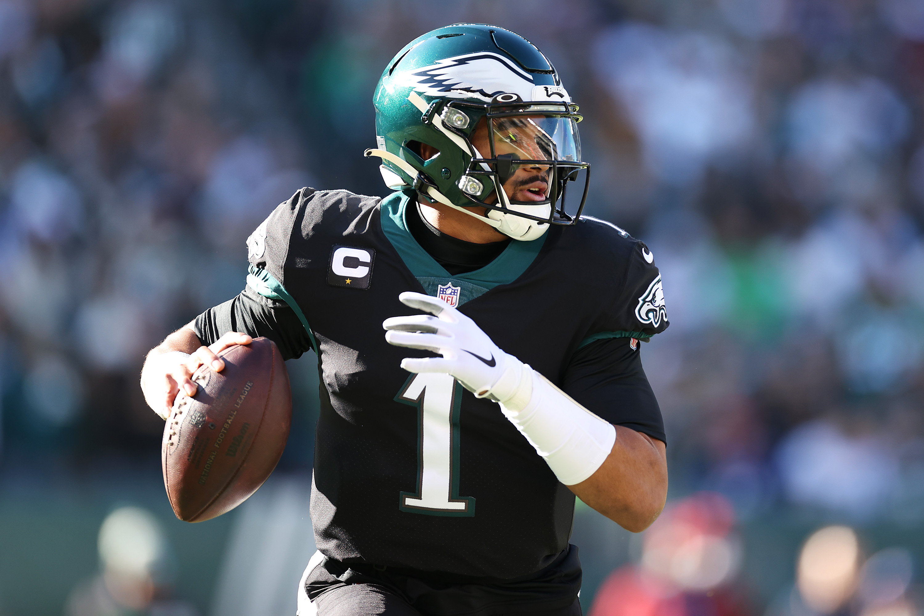 Jalen Hurts #1 of the Philadelphia Eagles looks to throw the ball during the first half against the New York Giants at Lincoln Financial Field on December 26, 2021 in Philadelphia, Pennsylvania.