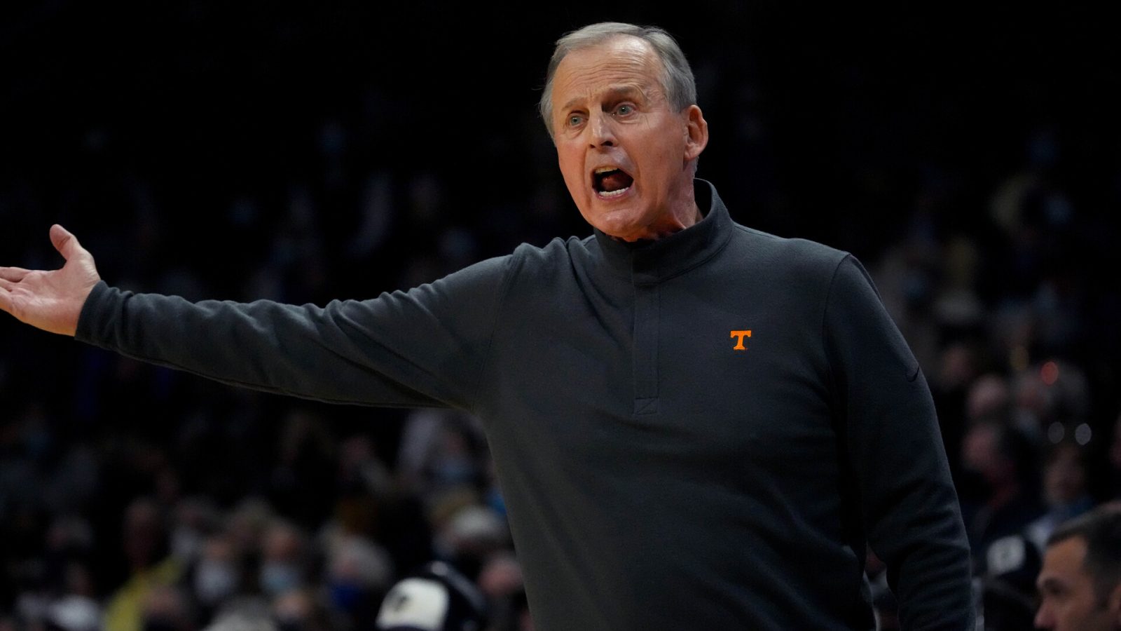 Tennessee Volunteers head coach Rick Barnes gestures during a game against the Colorado Buffaloes
