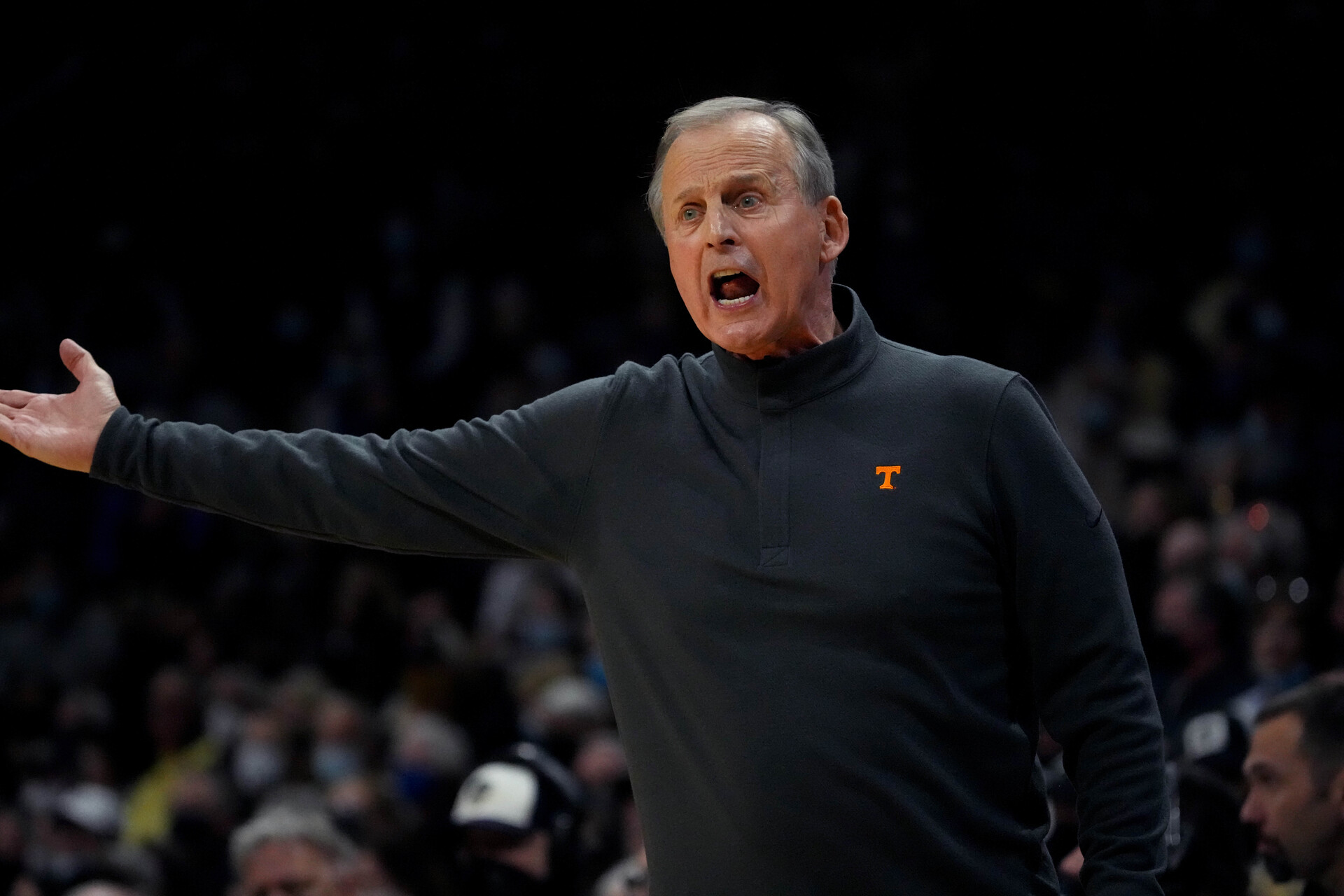 Tennessee Volunteers head coach Rick Barnes gestures during a game against the Colorado Buffaloes