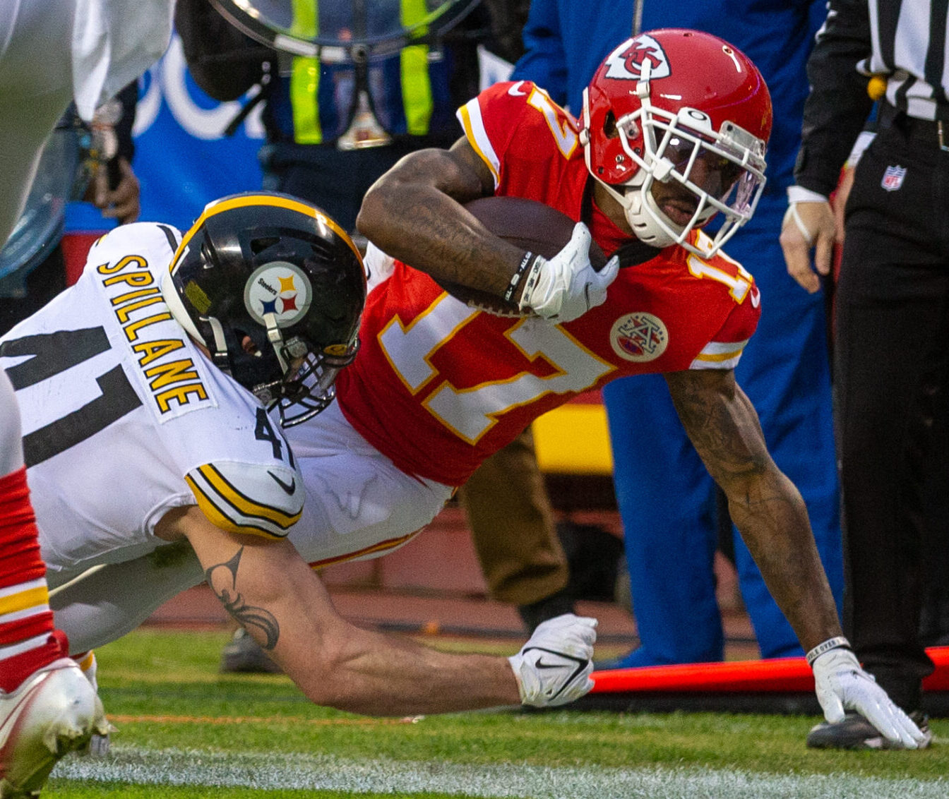 Dec 26, 2021; Kansas City, Missouri, USA; Kansas City Chiefs wide receiver Mecole Hardman (17) dives into the end zone for a touchdown against the Pittsburgh Steelers during the first half at GEHA Field at Arrowhead Stadium.