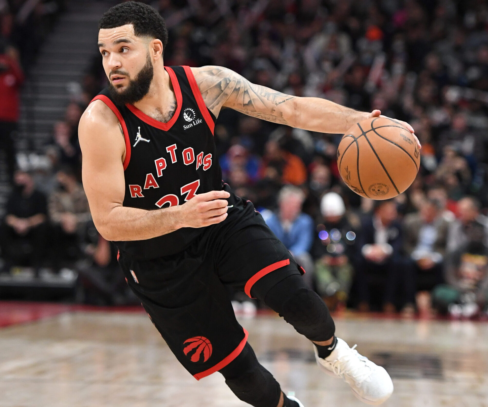 Toronto Raptors guard Fred VanVleet dribbles the ball against the New York Knicks