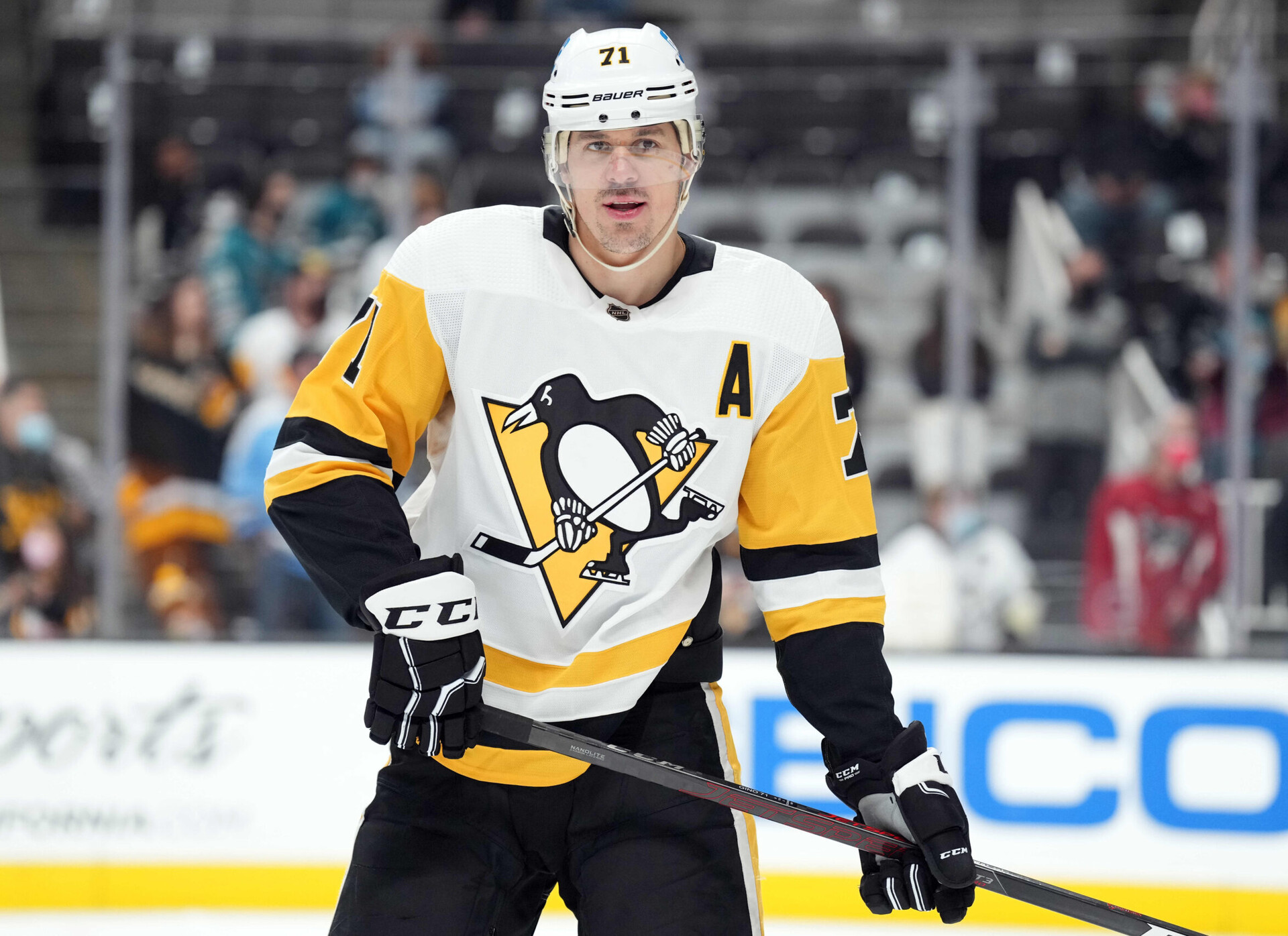 Pittsburgh Penguins center Evgeni Malkin warms up before a game against the San Jose Sharks