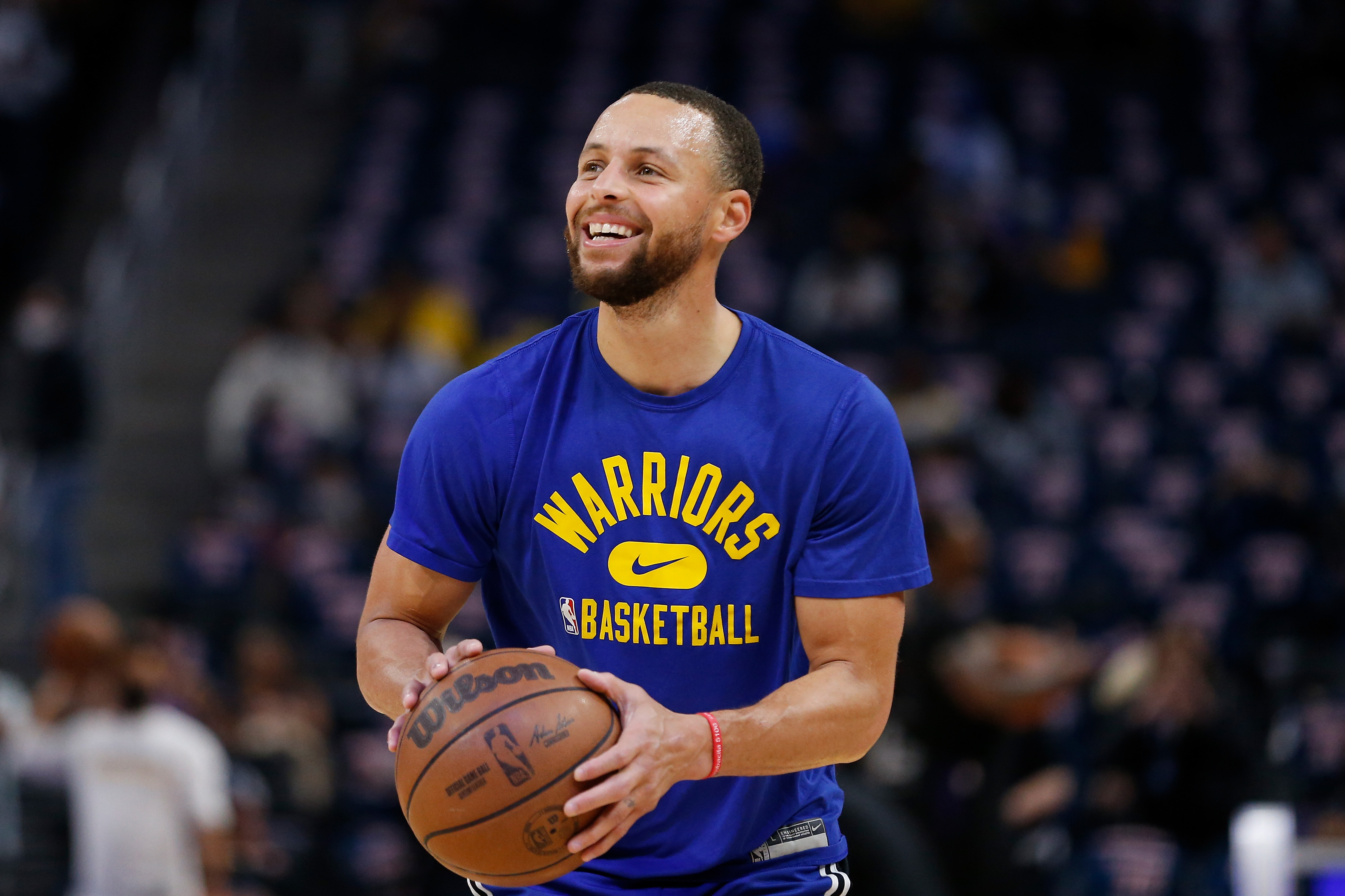 Stephen Curry #30 of the Golden State Warriors warms up before the game against the Los Angeles Lakers at Chase Center on February 12, 2022 in San Francisco, California.