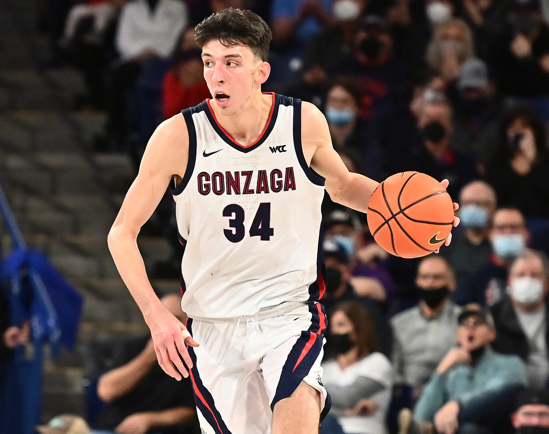 Gonzaga Bulldogs center Chet Holmgren brings the ball down court against the Pacific Tigers