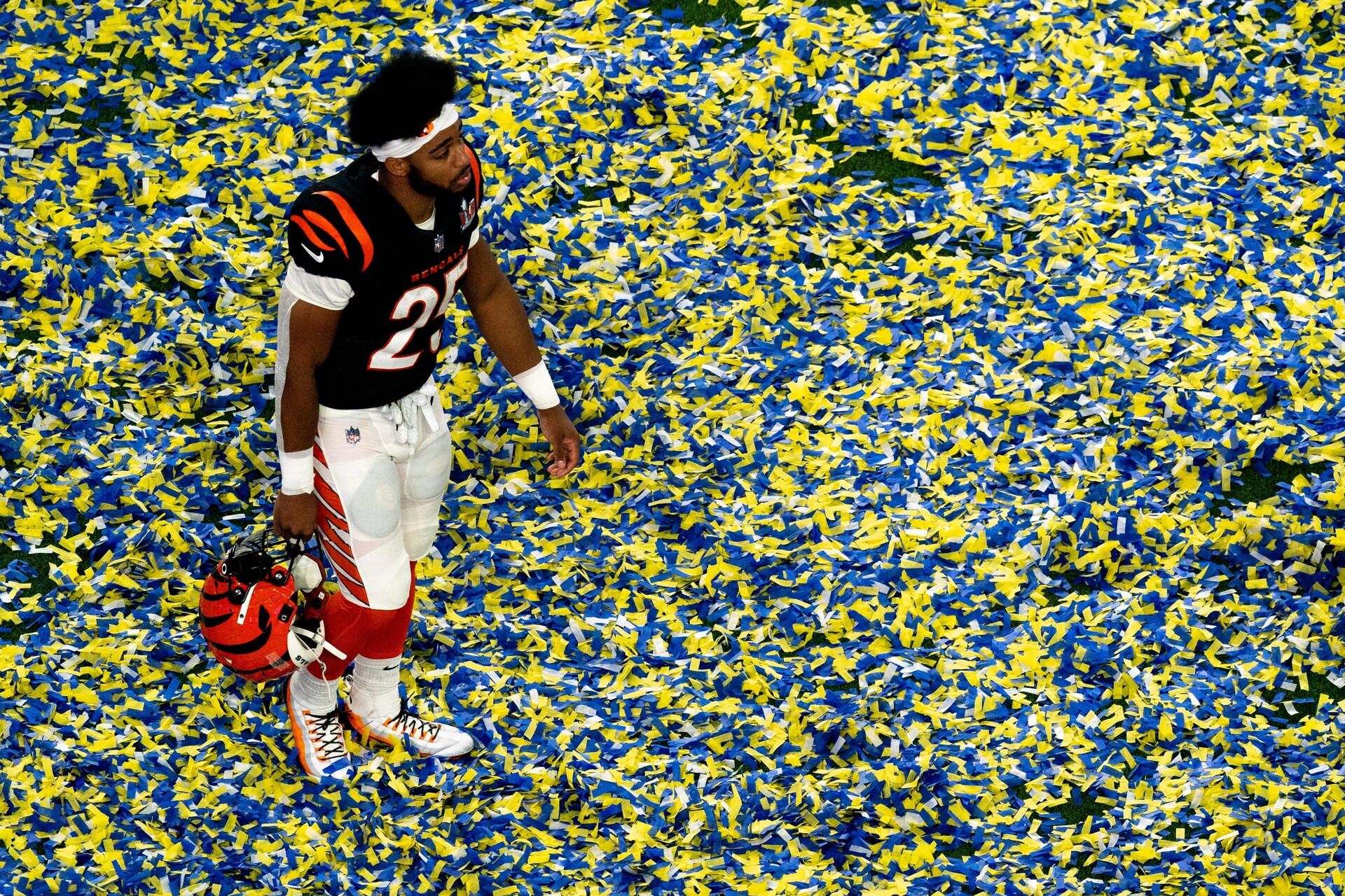 Cincinnati Bengals running back Chris Evans (25) looks on after the Super Bowl 56, Thursday, Feb. 3, 2022, at SoFi Stadium in Inglewood, Calif. Los Angeles Rams defeated Cincinnati Bengals 23-20. Nfl Super Bowl 56 Los Angeles Rams Vs Cincinnati Bengals Feb 13 2022 Albert Cesare 3766