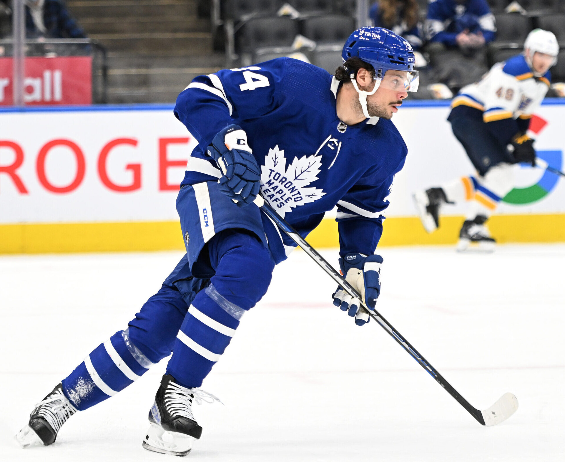 Toronto Maple Leafs forward Auston Matthews pursues the play against the St. Louis Blues