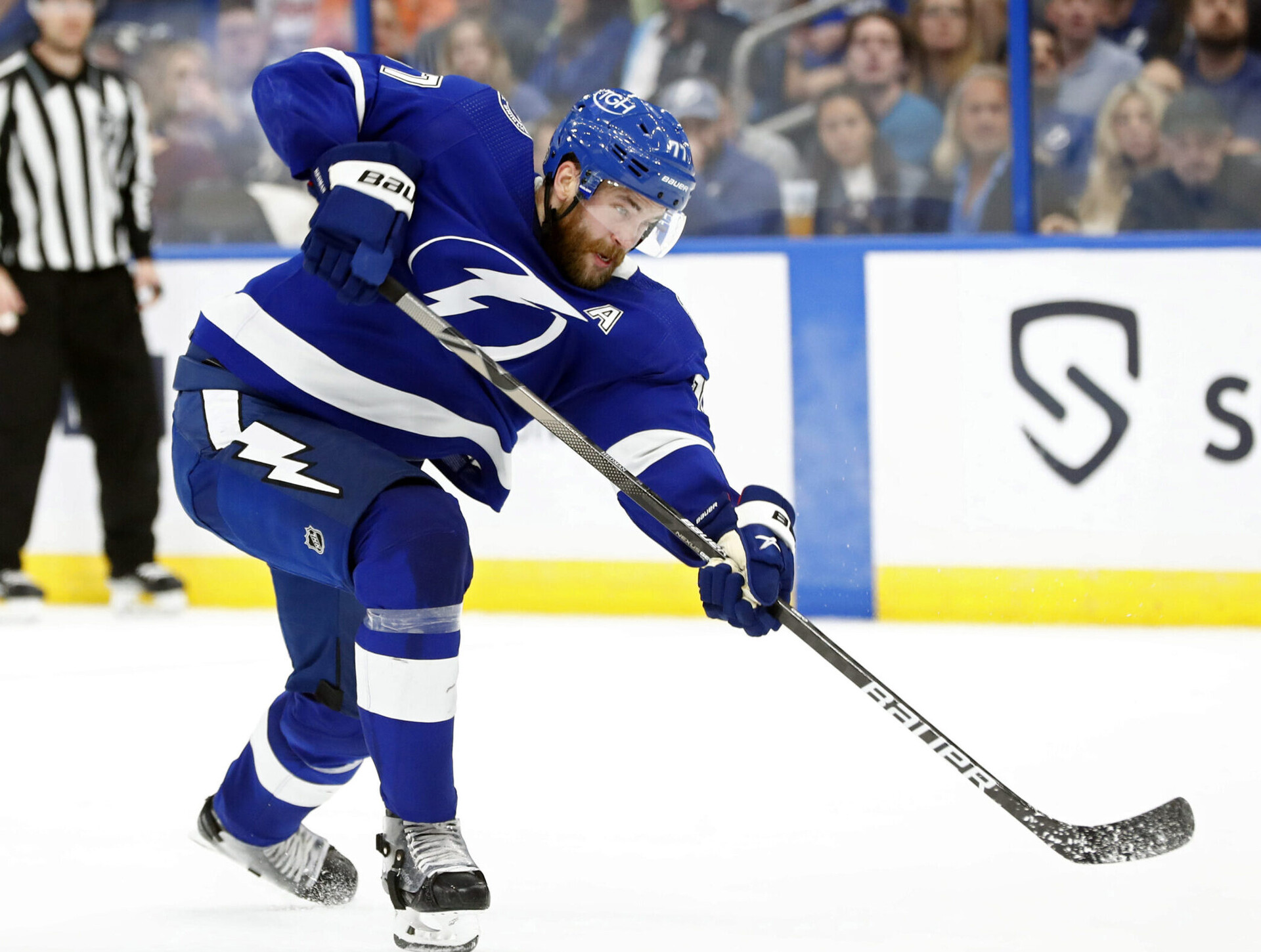 Tampa Bay Lightning defenseman Victor Hedman shoots and scores a goal against the Ottawa Senators
