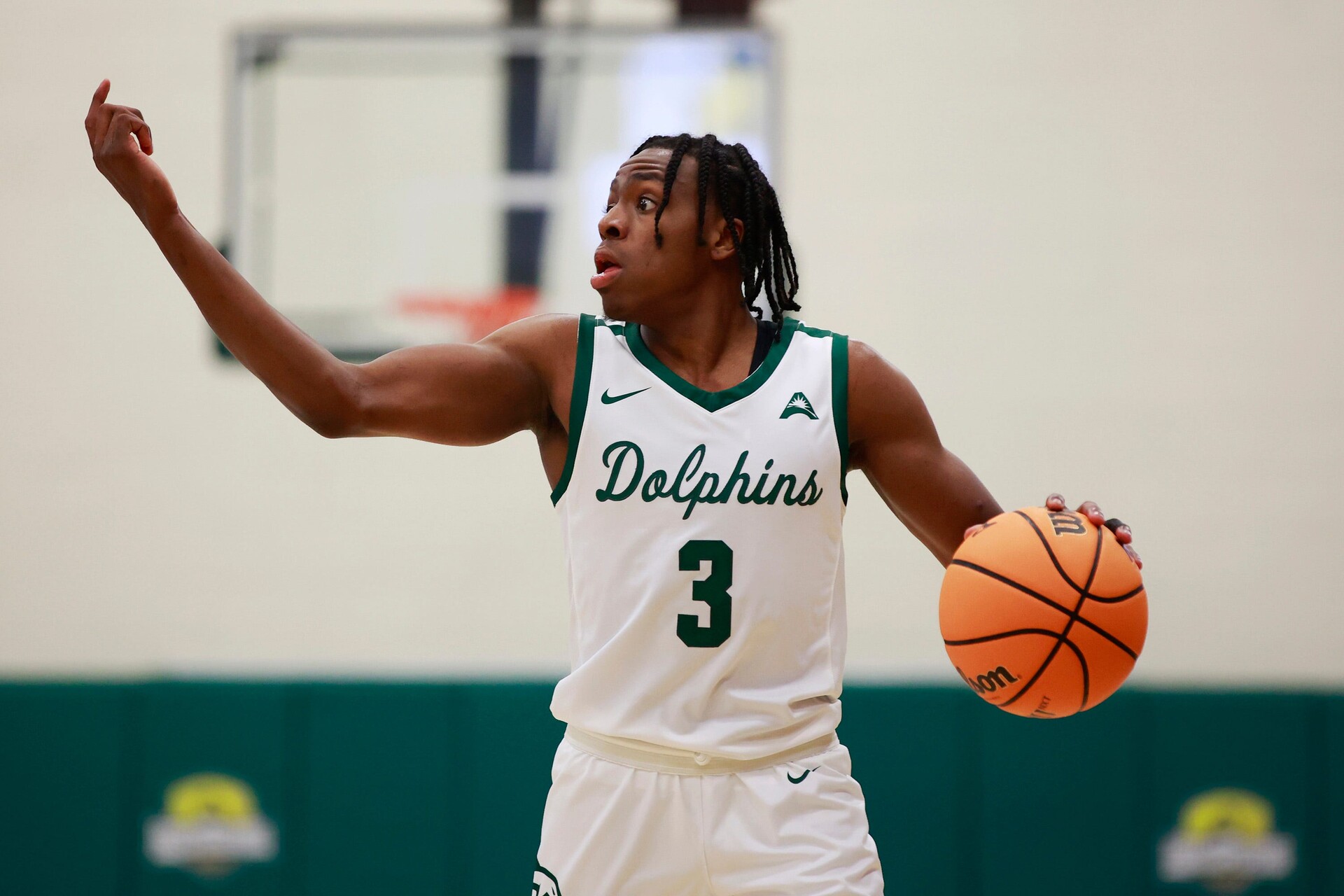 Tuesday College Basketball Odds - Jacksonville Dolphins guard Kevion Nolan #3 calls to his team during the first half of an Atlantic Sun tournament basketball game Thursday, March 3, 2022 at Jacksonville University's Swisher Gymnasium in Jacksonville.