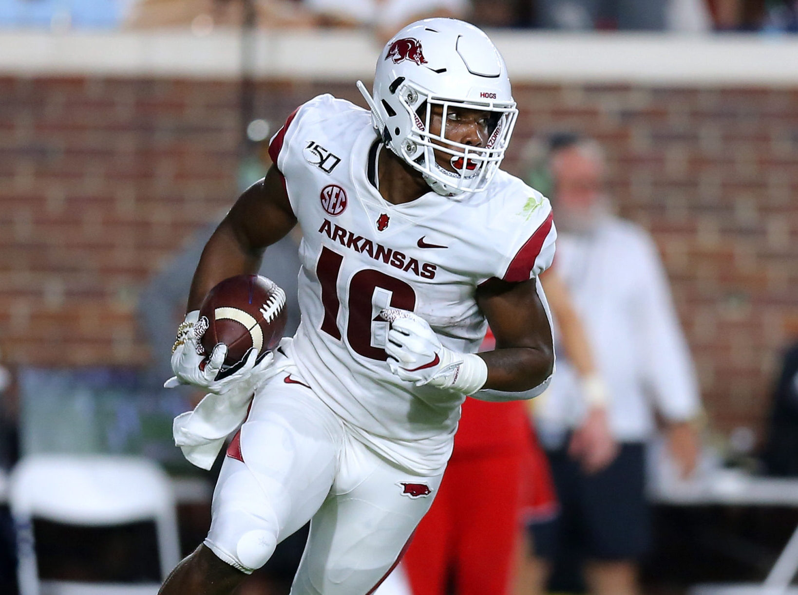 Treylon Burks #16 of the Arkansas Razorbacks