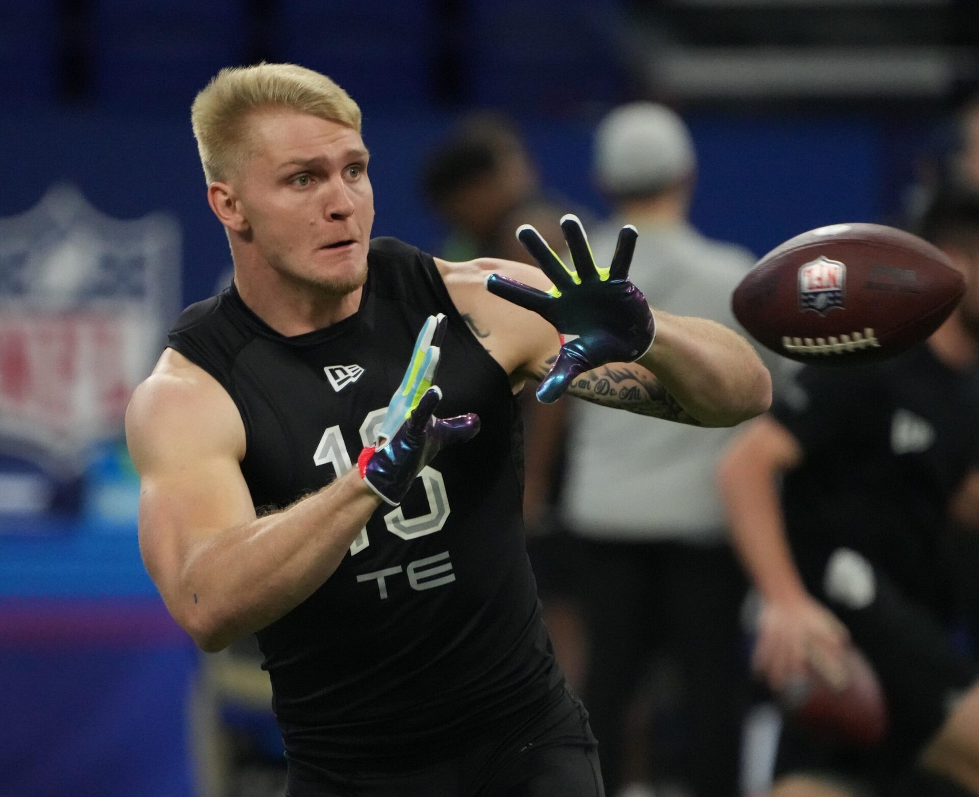 Colorado State tight end Trey Mcbride goes through drills during the 2022 NFL Scouting Combine at Lucas Oil Stadium.
