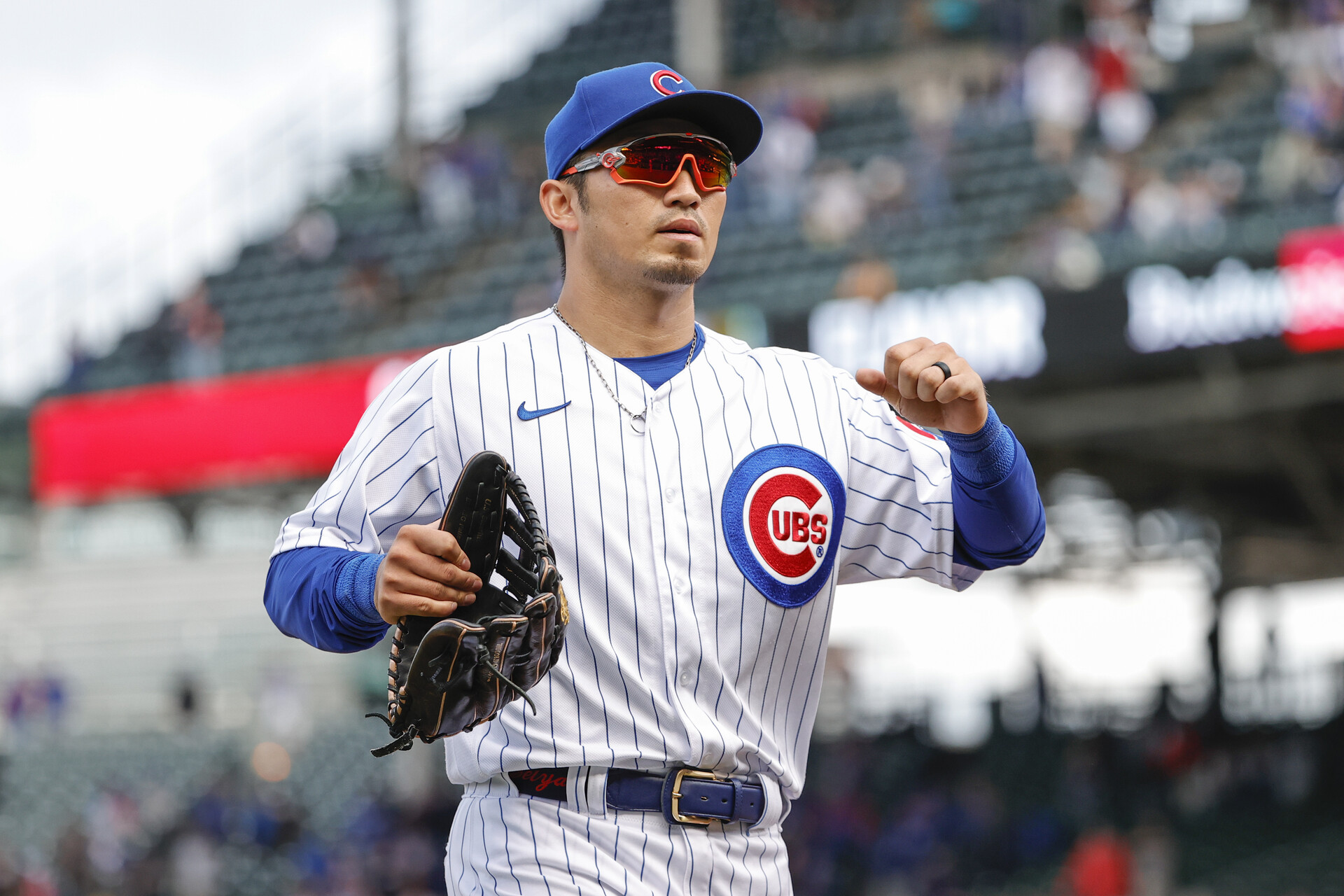 Chicago Cubs right fielder Seiya Suzuki (27)