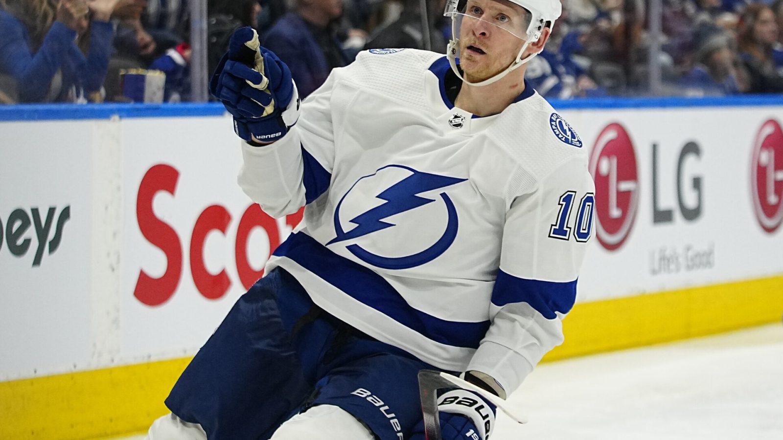 Tampa Bay Lightning forward Corey Perry taunts the Toronto Maple Leafs fans after his goal during Game 2 of the 2022 Stanley Cup Playoffs