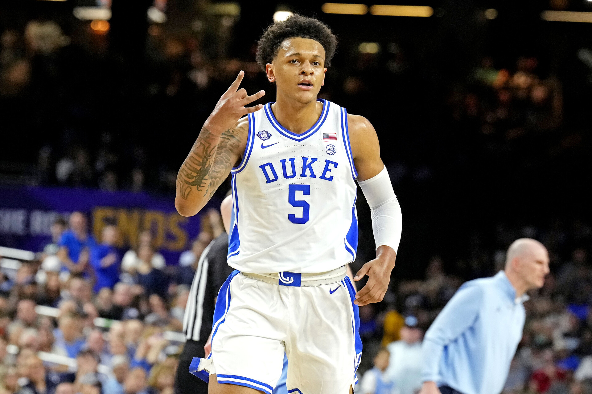Duke Blue Devils forward Paolo Banchero (5) reacts after a play during the first half in the 2022 NCAA men's basketball tournament Final Four semifinals at Caesars Superdome.