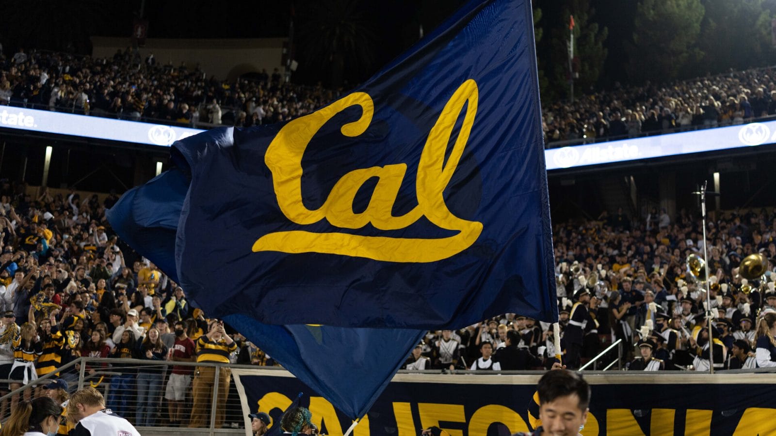 California Golden Bears flag waves