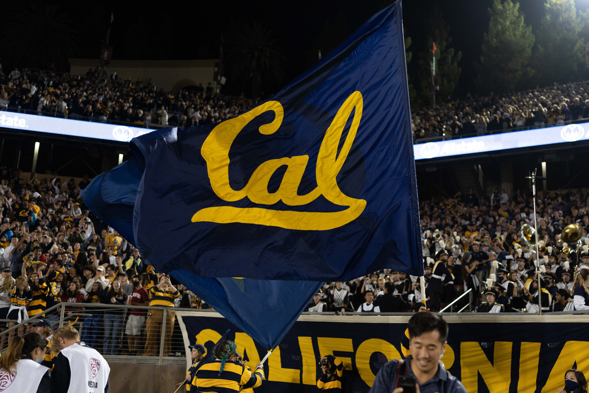 California Golden Bears flag waves