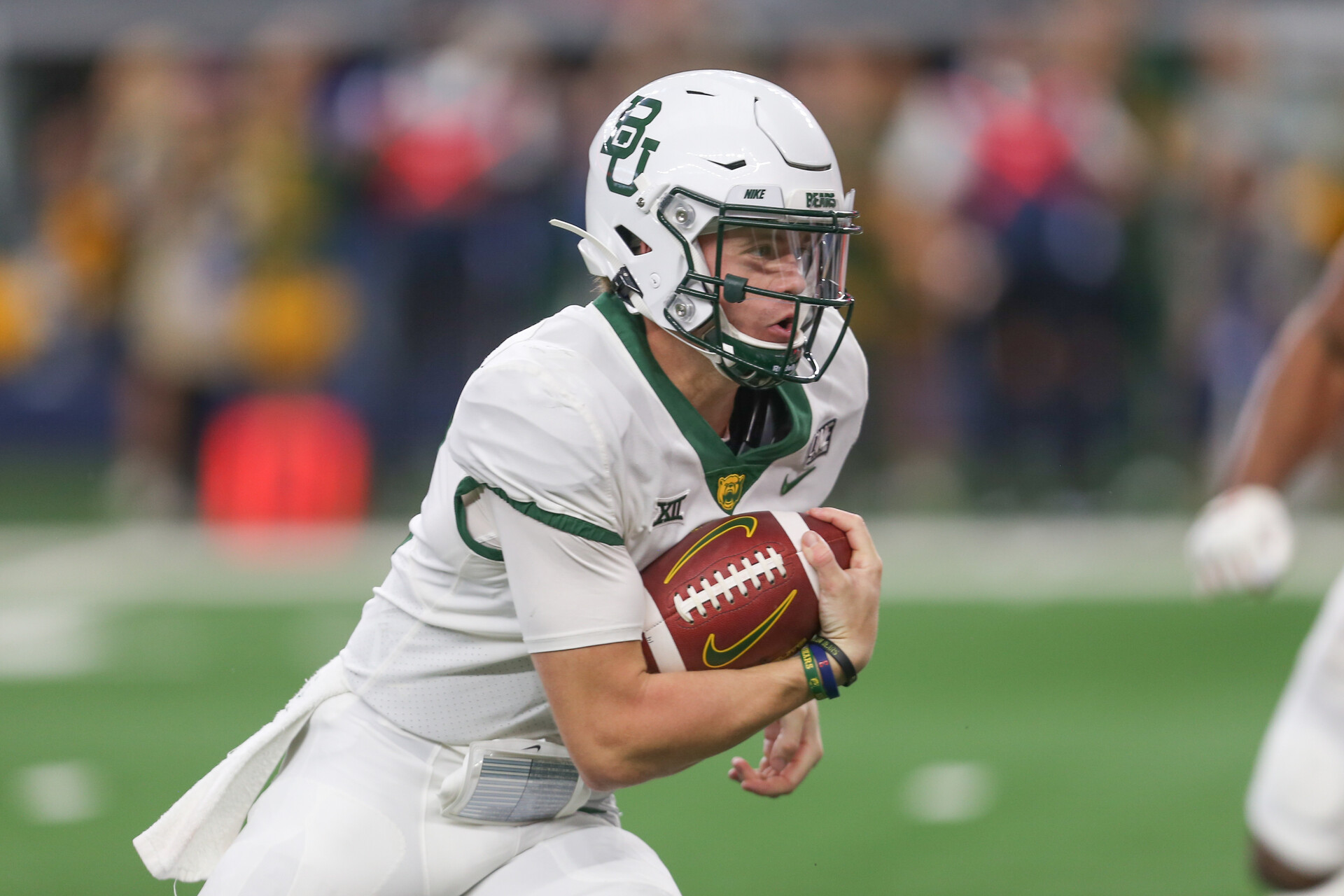 Baylor Bears quarterback Blake Shapen (12) carries the ball during the BIG 12 Championship Game between Oklahoma State and Baylor on December 4, 2021 at AT&T Stadium in Arlington, TX.