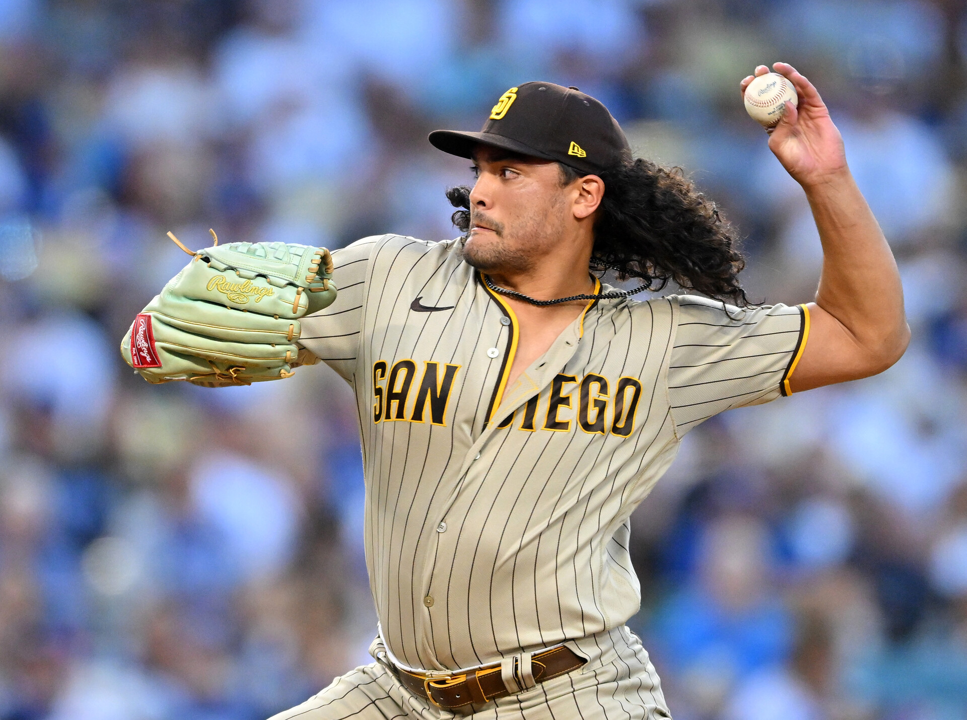 Aug 5, 2022; Los Angeles, California, USA; San Diego Padres starting pitcher Sean Manaea (55) throws to the plate in the first inning against the Los Angeles Dodgers at Dodger Stadium