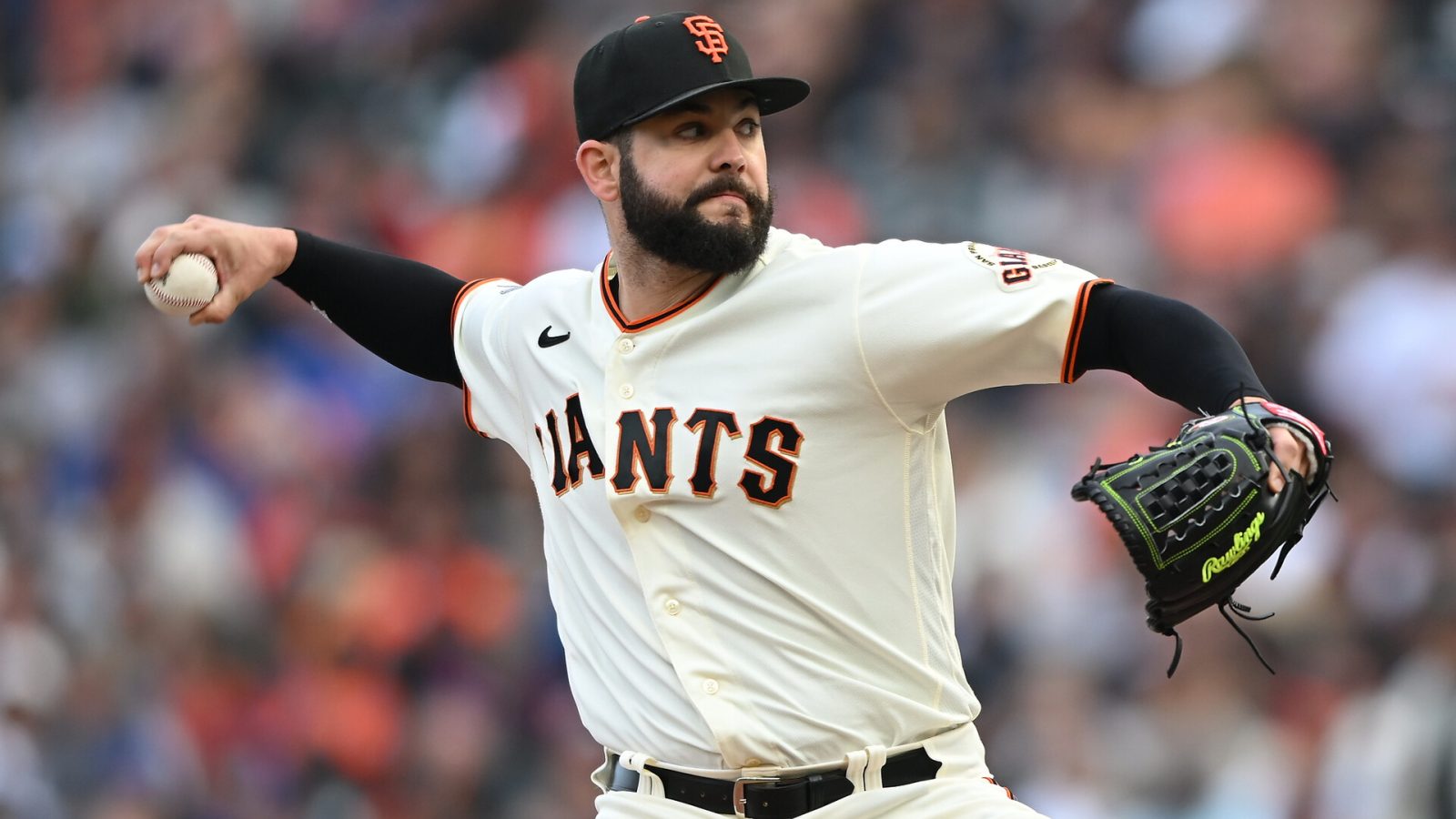 Jul 30, 2022; San Francisco, California, USA; San Francisco Giants starting pitcher Jakob Junis (34) throws against the Chicago Cubs during the first inning at Oracle Park.