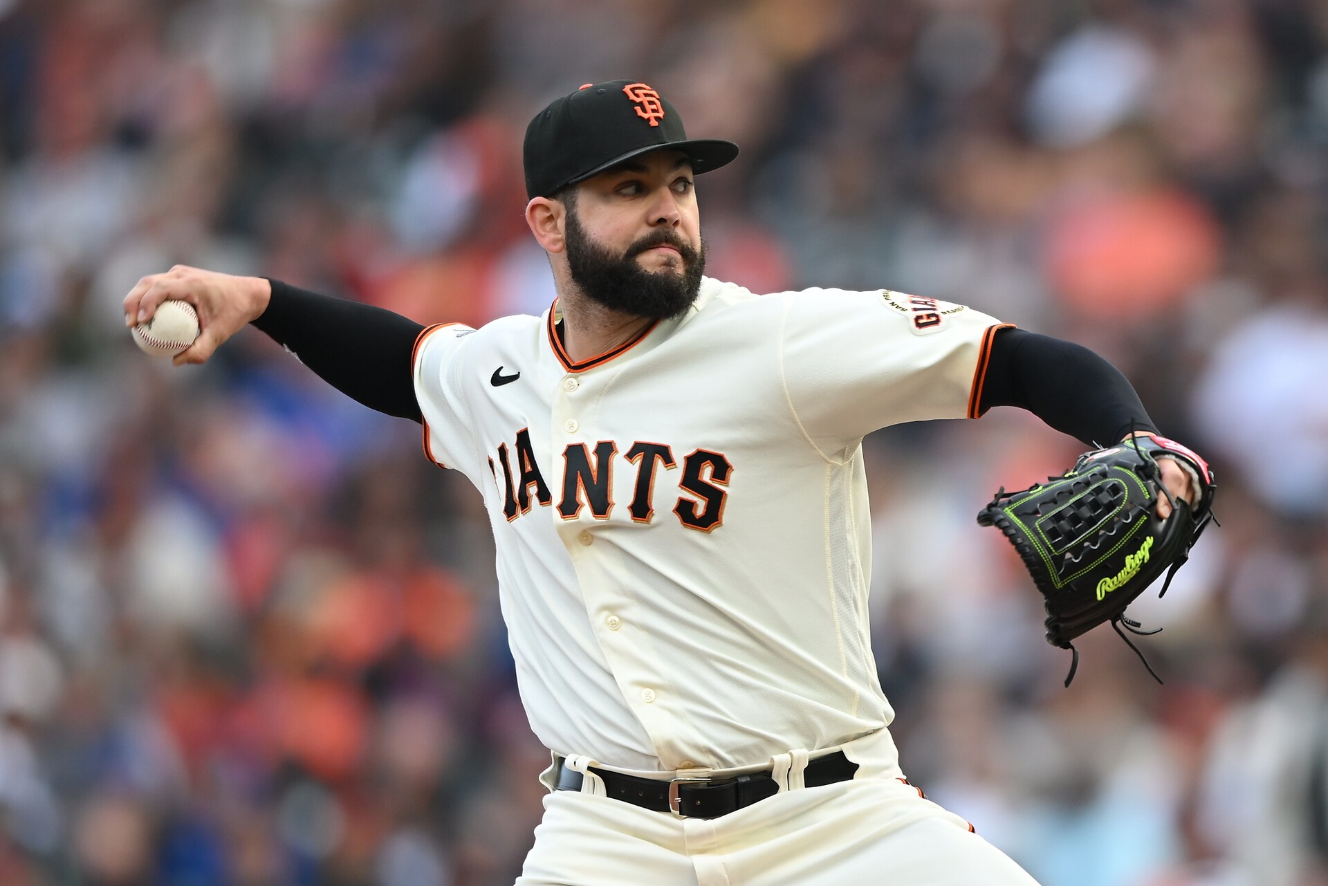 Jul 30, 2022; San Francisco, California, USA; San Francisco Giants starting pitcher Jakob Junis (34) throws against the Chicago Cubs during the first inning at Oracle Park.