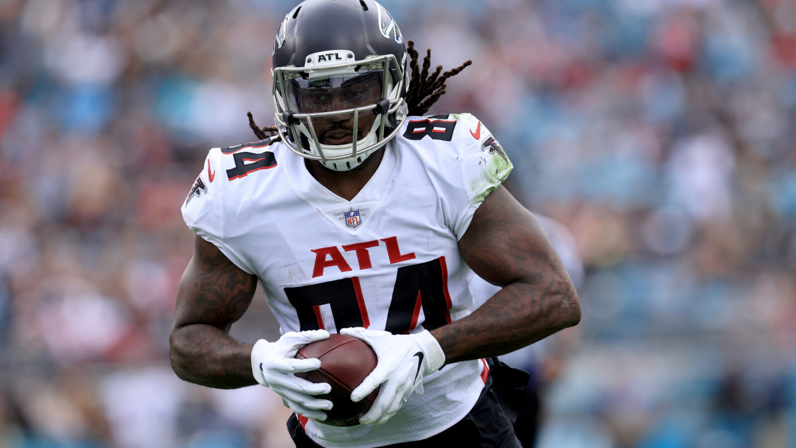 Cordarrelle Patterson #84 of the Atlanta Falcons runs for a touchdown during the game against the Jacksonville Jaguars at TIAA Bank Field on November 28, 2021 in Jacksonville, Florida.
