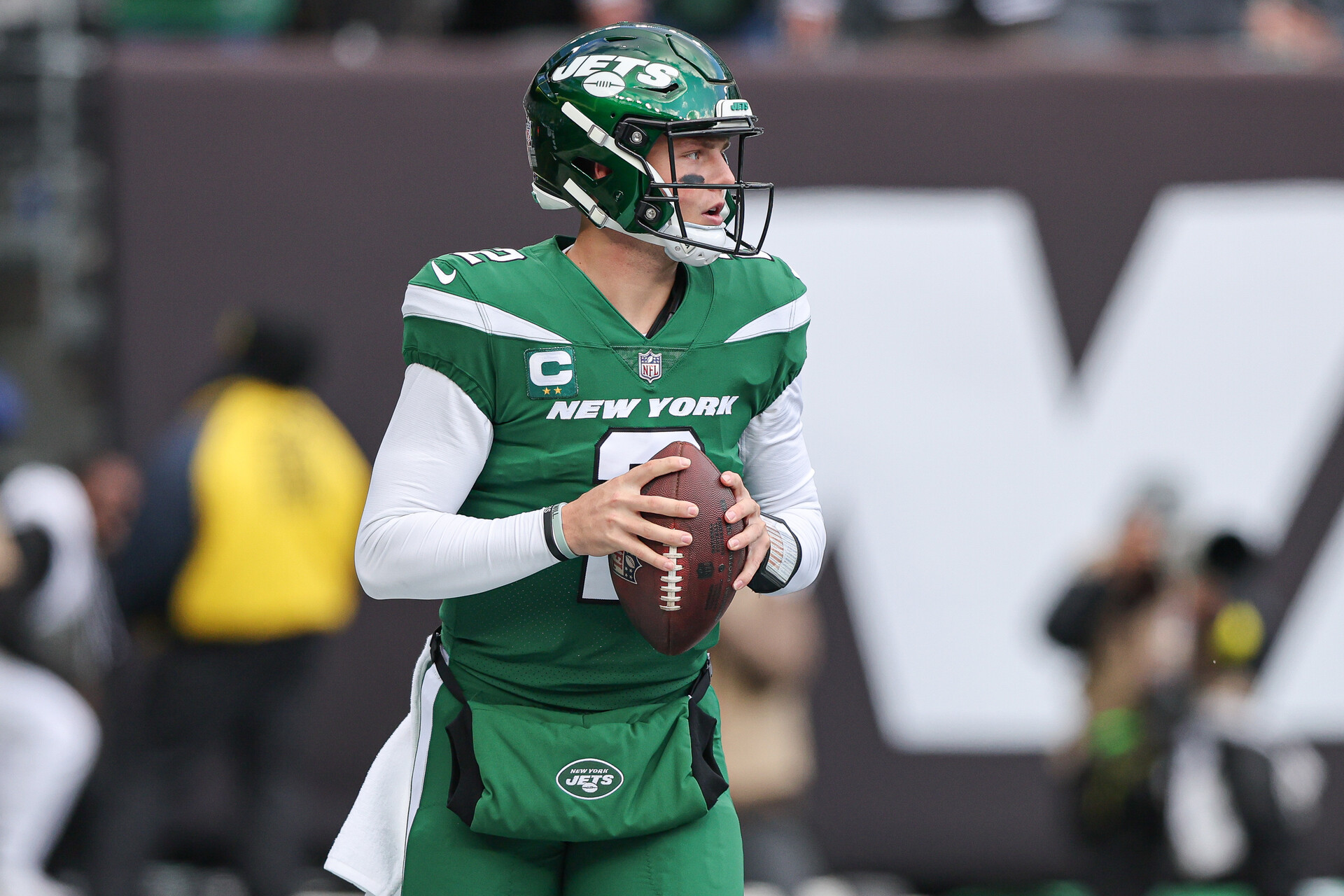 New York Jets quarterback Zach Wilson (2) drops back to pass during the first quarter against the Detroit Lions at MetLife Stadium.