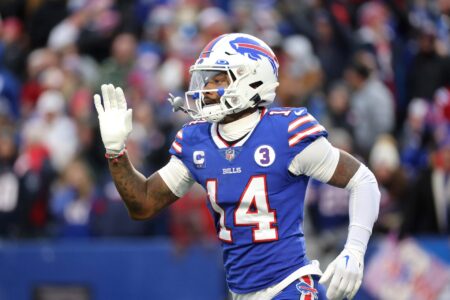 Bills receiver Stefon Diggs celebrates after his 49-yard pass for a touchdown in a 35-23 win over the Patriots.