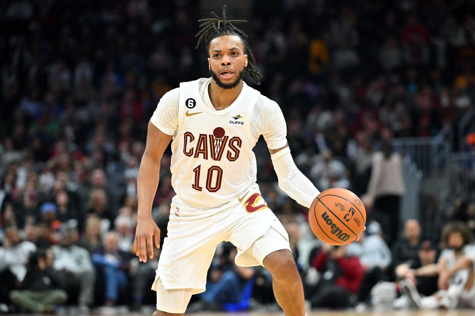 CLEVELAND, OHIO - MARCH 31: Darius Garland #10 of the Cleveland Cavaliers passes during the third quarter against the New York Knicks at Rocket Mortgage Fieldhouse on March 31, 2023 in Cleveland, Ohio. The Knicks defeated the Cavaliers 130-116. NOTE TO USER: User expressly acknowledges and agrees that, by downloading and or using this photograph, User is consenting to the terms and conditions of the Getty Images License Agreement. (Photo by