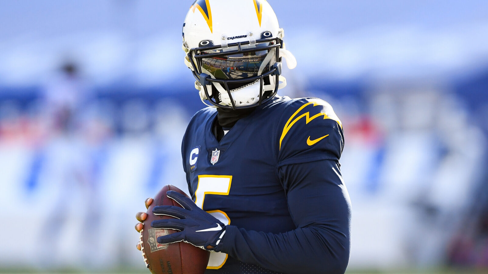 Los Angeles Chargers quarterback Tyrod Taylor (5) warms up prior to the game against the Buffalo Bills at Bills Stadium.