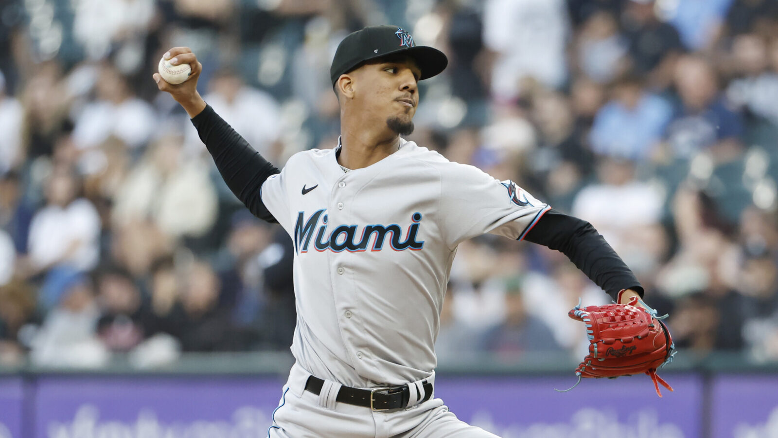 Jun 9, 2023; Chicago, Illinois, USA; Miami Marlins starting pitcher Eury Perez (39) pitches against the Chicago White Sox during the first inning at Guaranteed Rate Field.