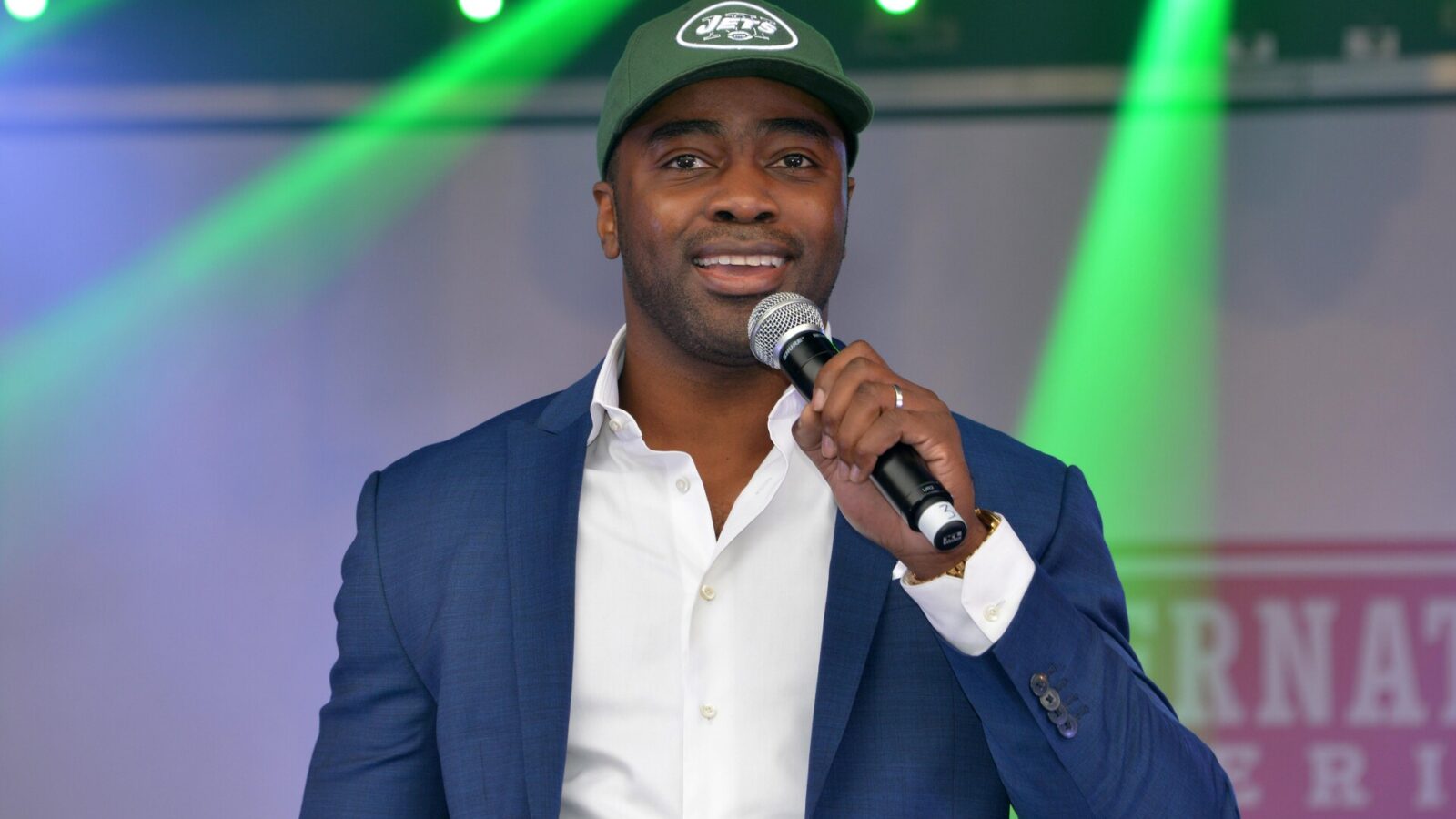 New York Jets former running back Curtis Martin speaks to the crowd during the 2015 NFL International Series Fan Rally at Trafalgar Square.