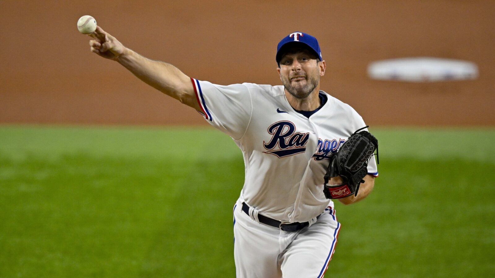 Aug 3, 2023; Arlington, Texas, USA; Texas Rangers starting pitcher Max Scherzer (31) pitches against the Chicago White Sox during the first inning at Globe Life Field.
