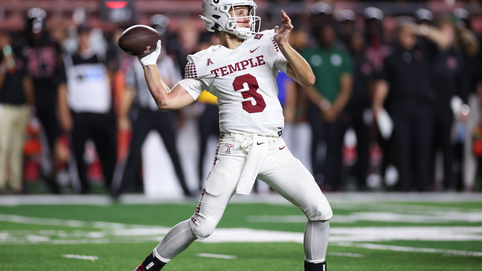 Temple Owls quarterback E.J. Warner (3) throws the ball during the first half against the Rutgers Scarlet Knights at SHI Stadium.
