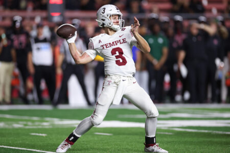 Temple Owls quarterback E.J. Warner (3) throws the ball during the first half against the Rutgers Scarlet Knights at SHI Stadium.