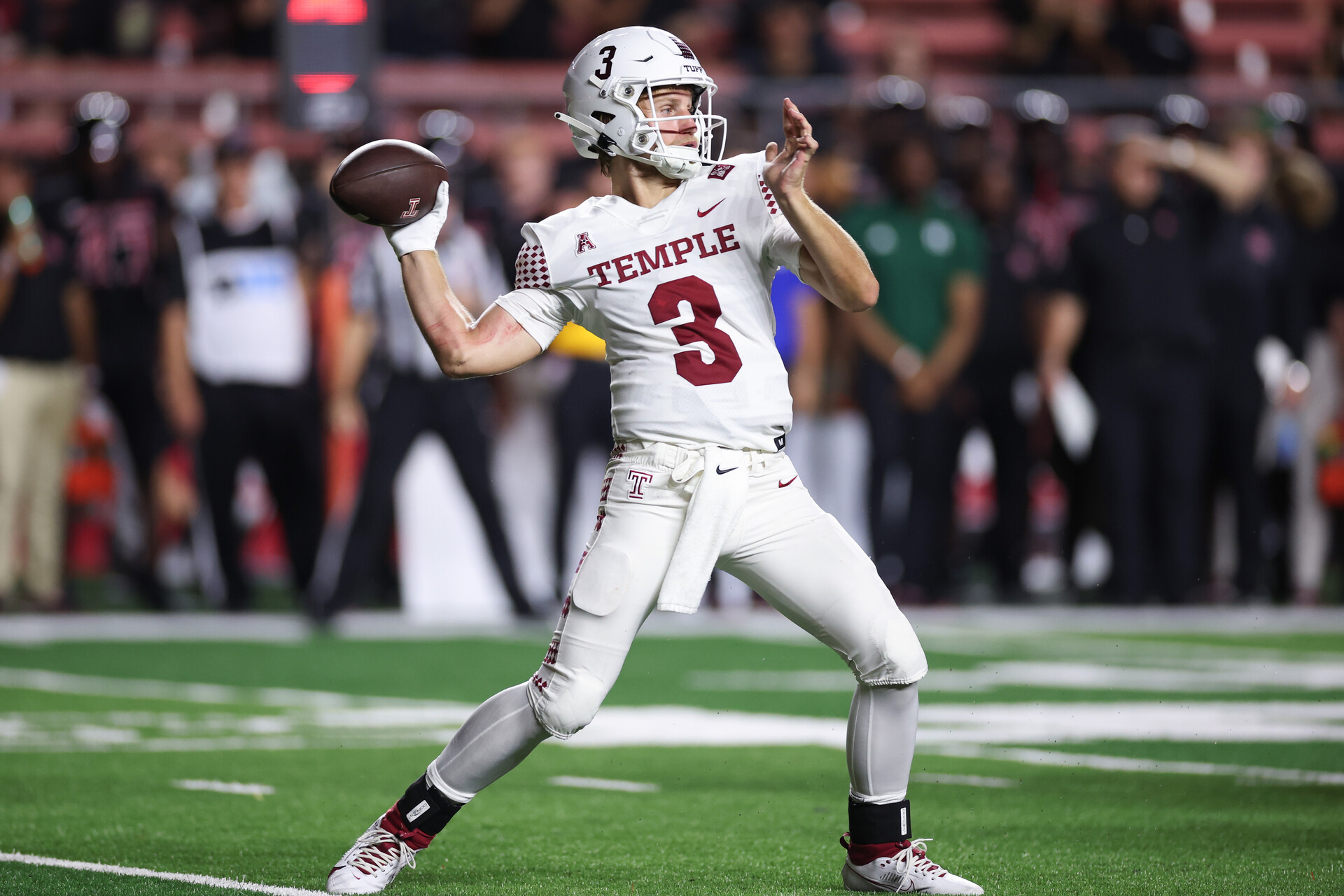 Temple Owls quarterback E.J. Warner (3) throws the ball during the first half against the Rutgers Scarlet Knights at SHI Stadium.