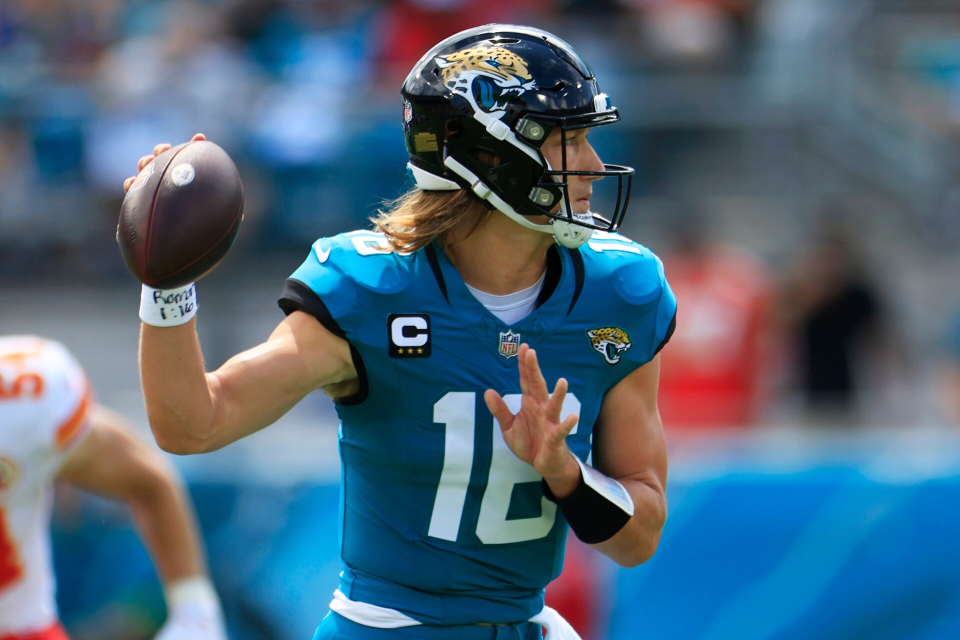 Jacksonville Jaguars quarterback Trevor Lawrence (16) looks to pass during the first quarter of a NFL football game Sunday, Sept. 17, 2023 at EverBank Stadium in Jacksonville, Fla. The Kansas City Chiefs defeated the Jacksonville Jaguars 17-9.