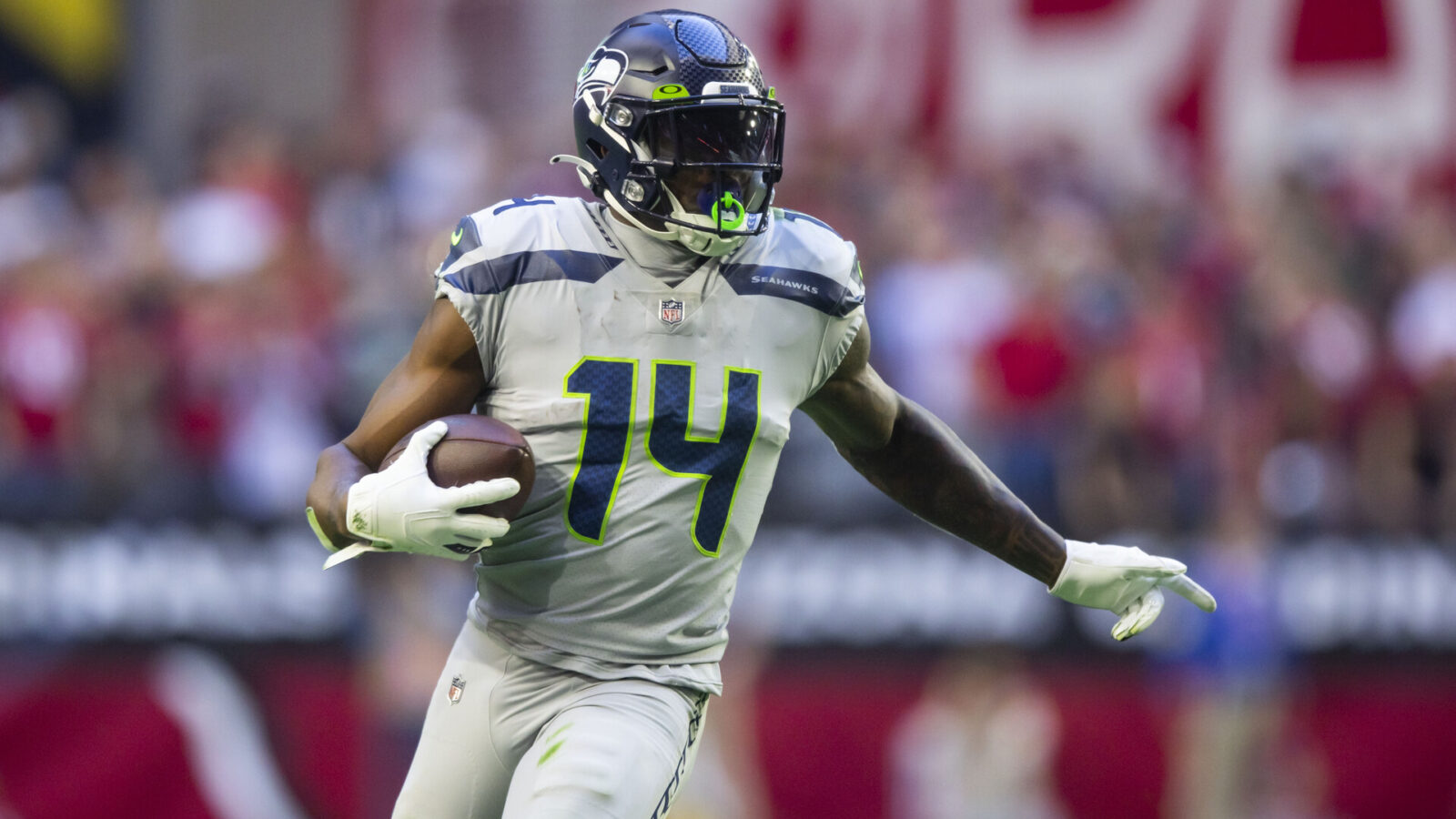 Seattle Seahawks wide receiver DK Metcalf (14) against the Arizona Cardinals at State Farm Stadium.