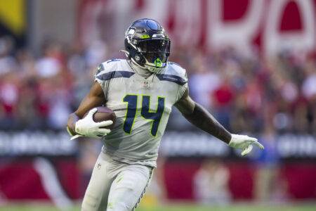 Seattle Seahawks wide receiver DK Metcalf (14) against the Arizona Cardinals at State Farm Stadium.