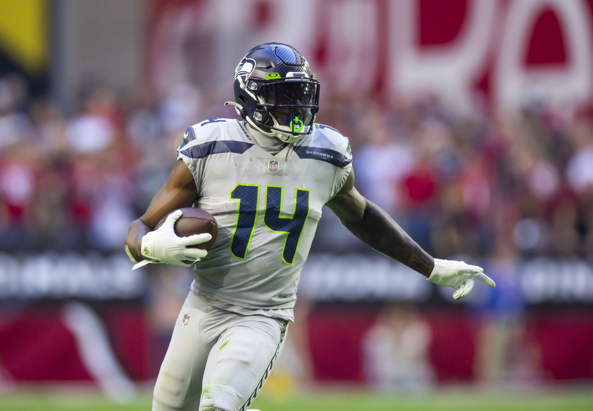 Seattle Seahawks wide receiver DK Metcalf (14) against the Arizona Cardinals at State Farm Stadium.
