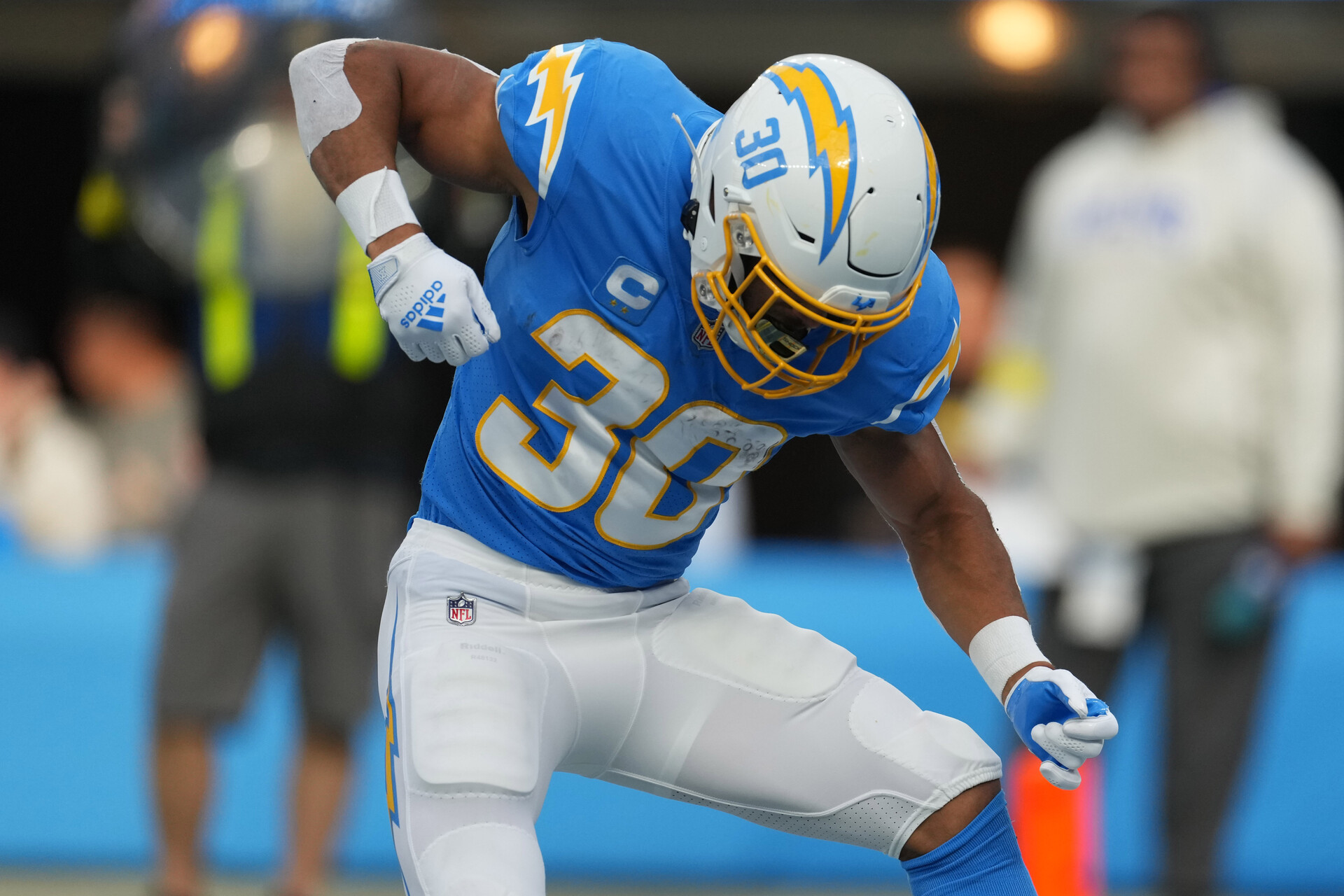 Los Angeles Chargers running back Austin Ekeler (30) celebrates after a touchdown against the Los Angeles Rams in the first half at SoFi Stadium.