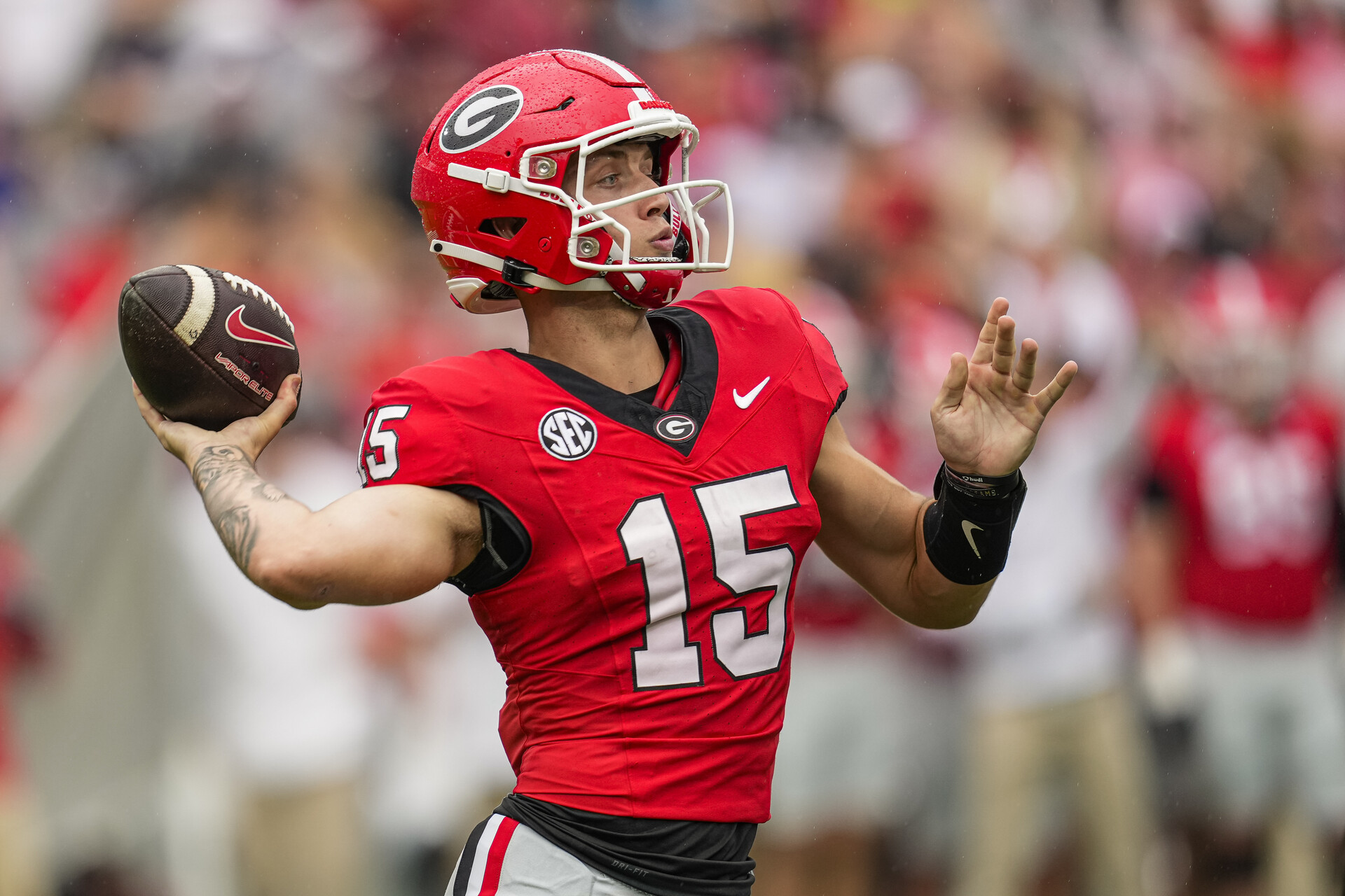 Sep 16, 2023; Athens, Georgia, USA; Georgia Bulldogs quarterback Carson Beck (15) passes the ball against the South Carolina Gamecocks during the first half at Sanford Stadium.