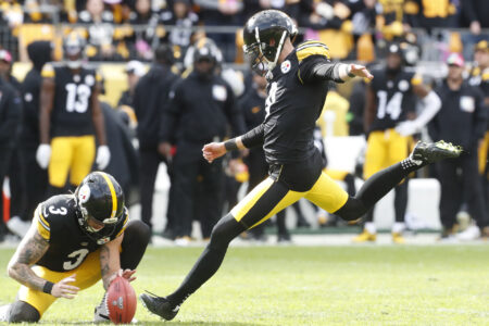 Oct 8, 2023; Pittsburgh, Pennsylvania, USA; Pittsburgh Steelers place kicker Chris Boswell (9) kicks a field goal against the Baltimore Ravens during the fourth quarter at Acrisure Stadium. Pittsburgh won 17-10.