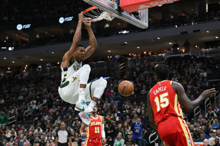 Oct 29, 2023; Milwaukee, Wisconsin, USA; Milwaukee Bucks forward Giannis Antetokounmpo (34) dunks against the Atlanta Hawks in the first quarter at Fiserv Forum